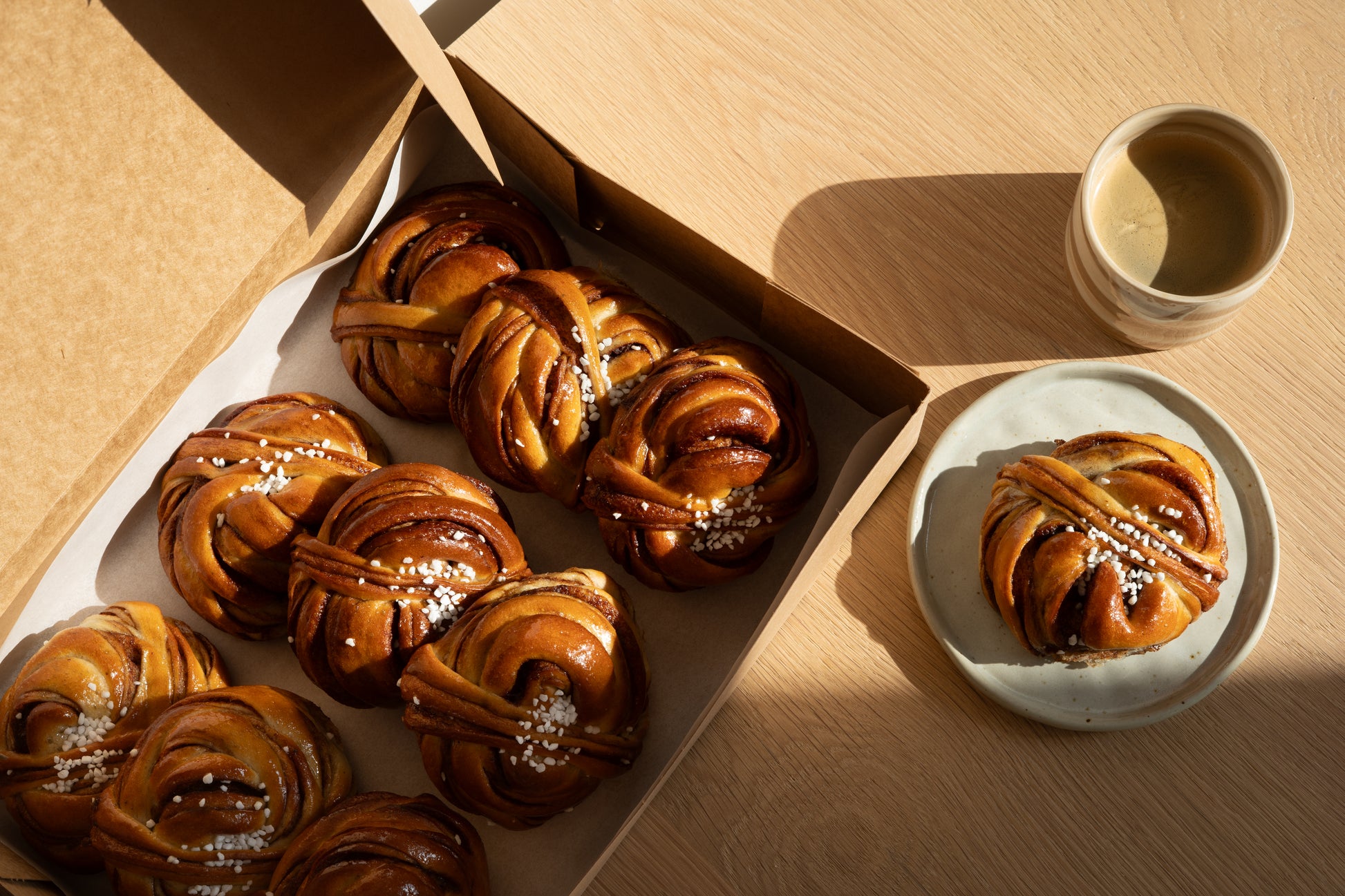 Bun Lover Box: 6 kaneelbuns